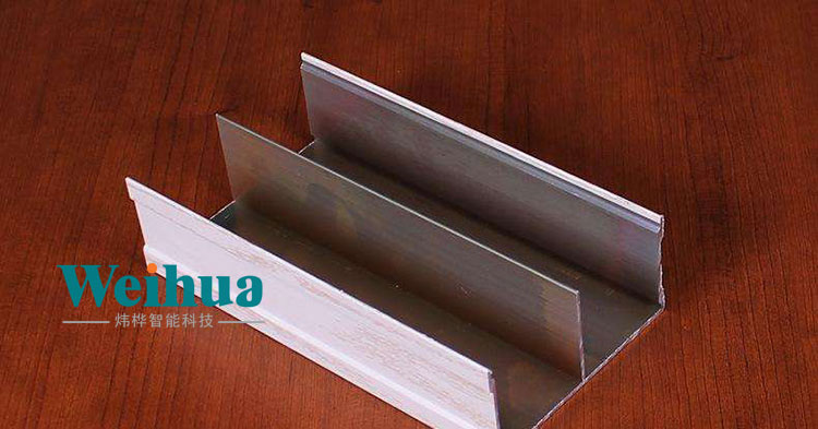門軌道自動(dòng)成型機(jī)